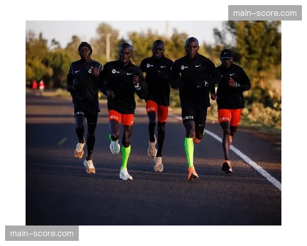 花絮：波士顿马拉松训练营，基普乔格与大众跑者共同训练
