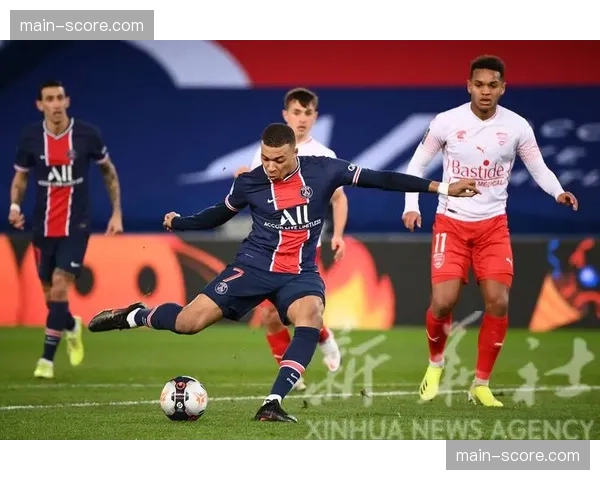 法甲：巴黎圣日耳曼4-0大胜，姆巴佩两射一传，登贝莱破门
